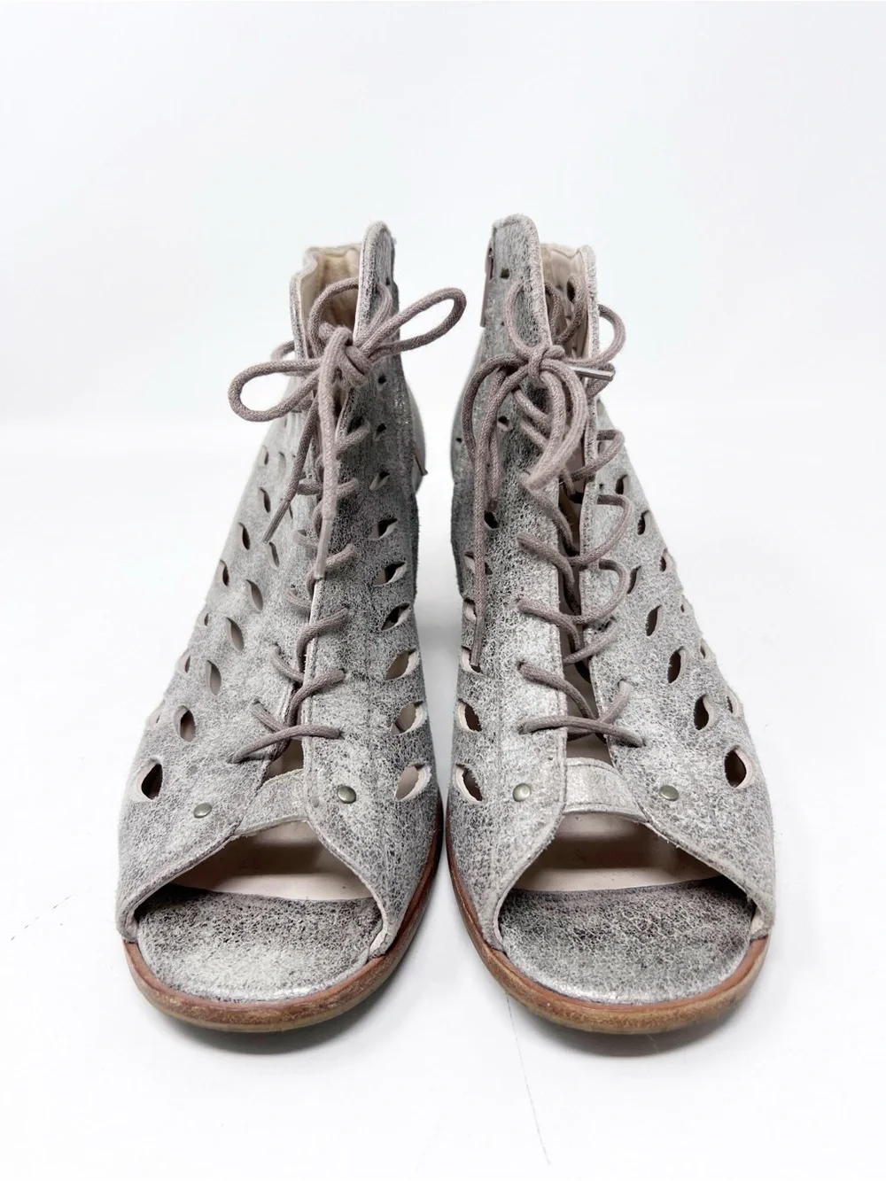 PAUL GREEN BALI LACE UP BOOTIE PEWTER GOLD METALLIC LASER CUT PEEP TOE  SZ 8